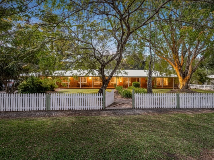 Click to view all images 253 Upper Landershute Road Landers Shoot QLD 4555 - Image 1