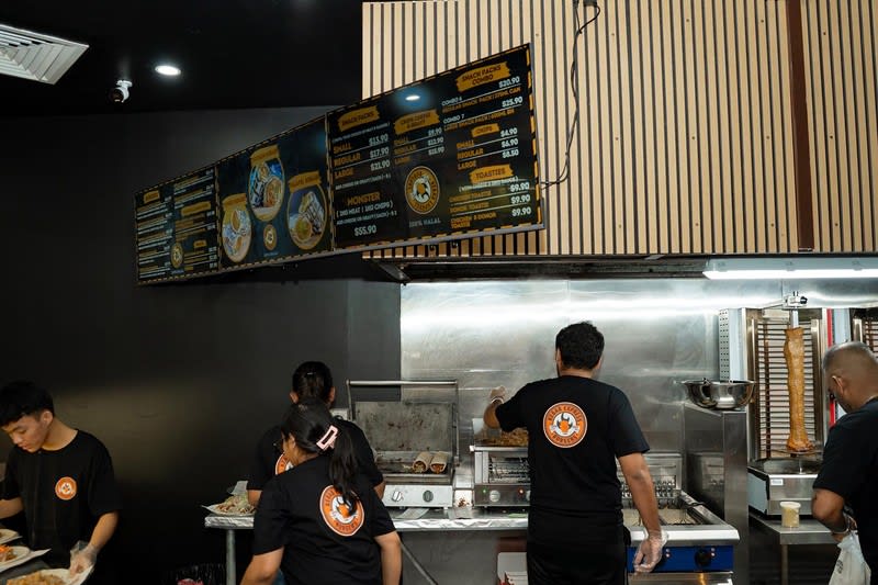 Click to view all images Food, Beverage & Hospitality business for sale in Townsville City - Image 2