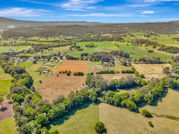 Click to view all images 923 Orara Way Nana Glen NSW 2450 - Image 1