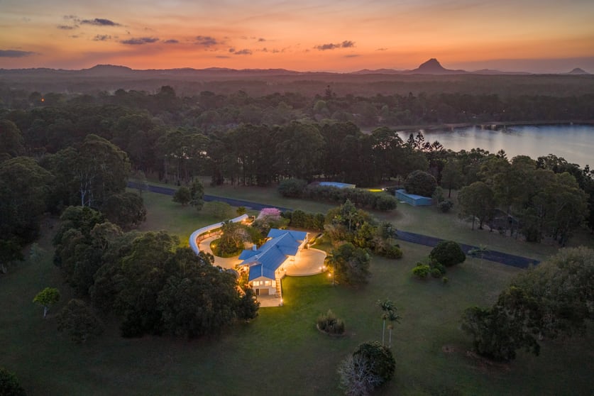 Click to view all images 332 Lake Macdonald Drive Lake Macdonald QLD 4563 - Image 2