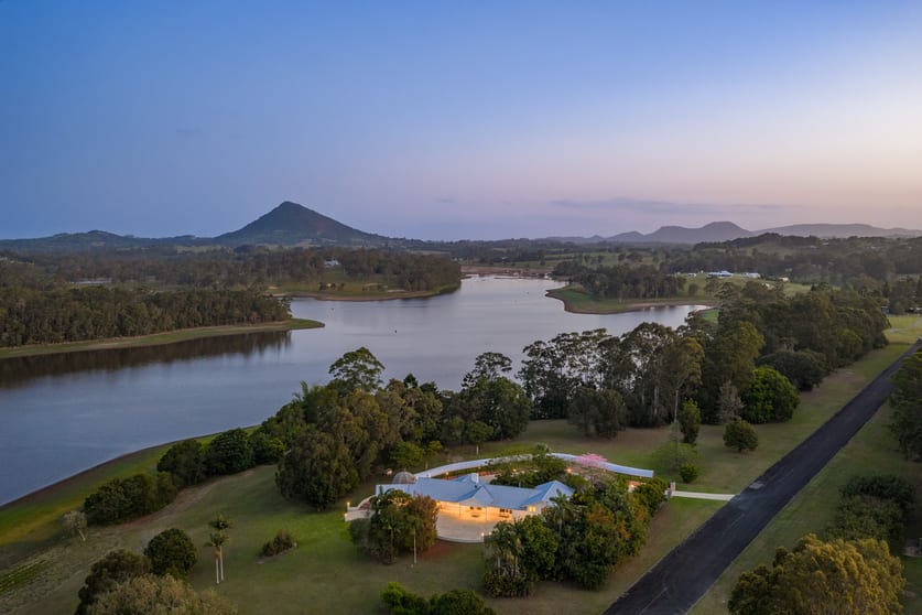 Click to view all images 332 Lake Macdonald Drive Lake Macdonald QLD 4563 - Image 3