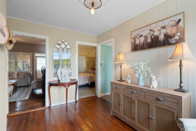 Click to view all images 827 Jerrara Road Narrawa NSW 2583 - Image 3