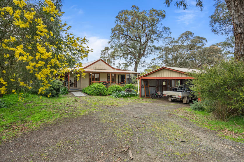 Click to view all images Durham Lead VIC 3352 - Image 1