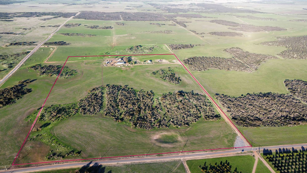 Click to view all images 123 Loxton Drive Bookara WA 6525 - Image 3