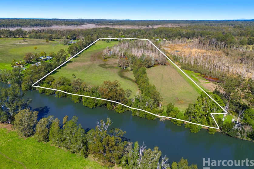 Click to view all images 221 Wharf Road Johns River NSW 2443 - Image 2