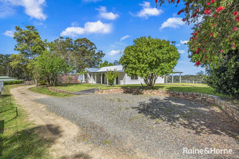 Click to view all images 1018 Freemans Drive Cooranbong NSW 2265 - Image 3