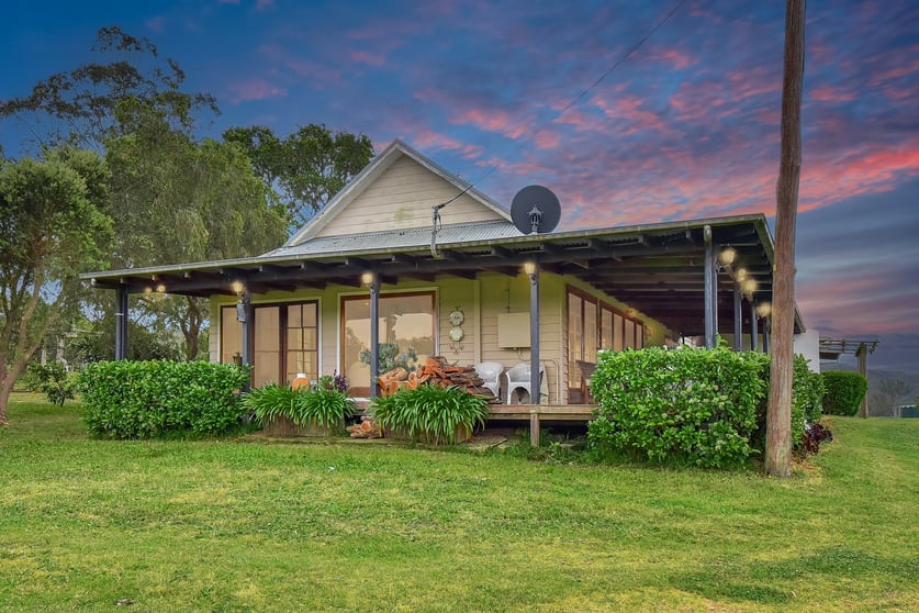 Click to view all images 3983 Great North Road Laguna NSW 2325 - Image 3