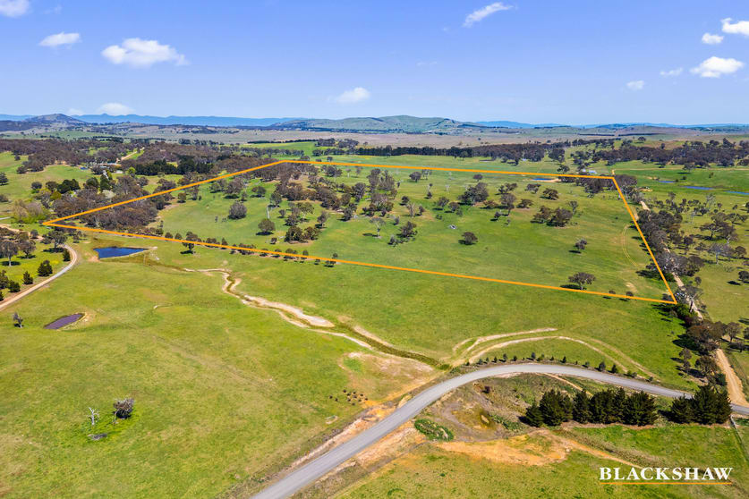 Click to view all images 847 Tallangandra Lane Sutton NSW 2620 - Image 2