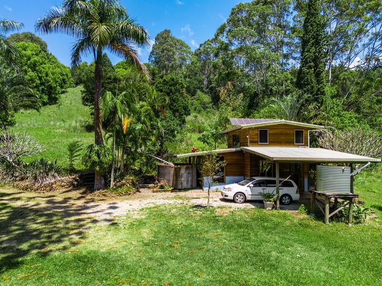 Click to view all images 493 Myocum Road Myocum NSW 2481 - Image 2