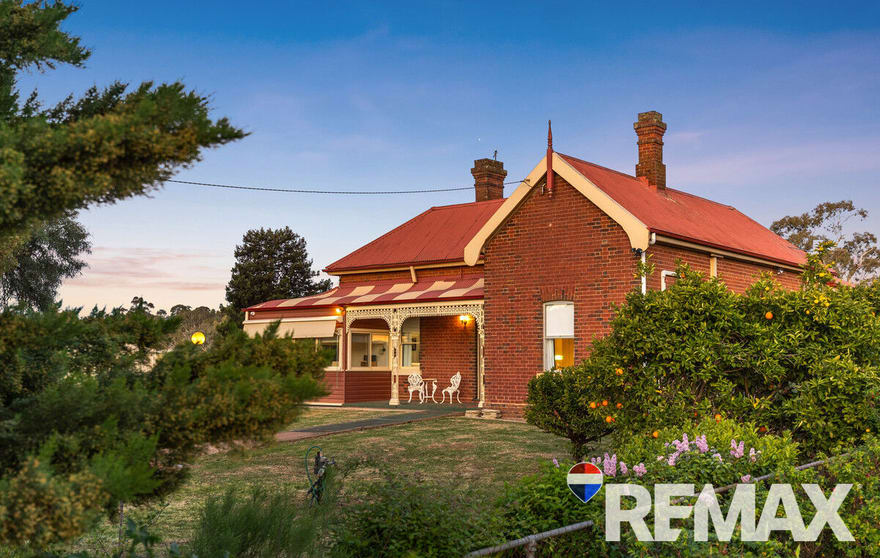 Click to view all images 2992 Byrnes Road Junee NSW 2663 - Image 2