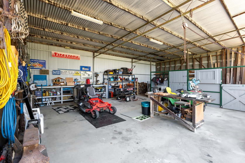 Click to view all images 1672 Kiewa Valley Highway Kiewa VIC 3691 - Image 2