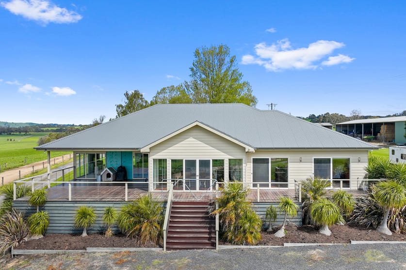 Click to view all images 110 Lang Lang Park Road Athlone VIC 3818 - Image 3