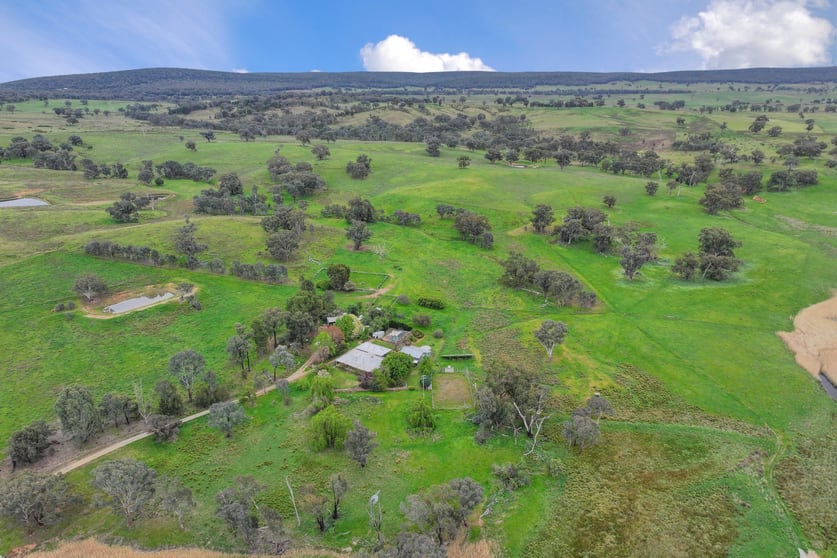 Click to view all images "Moura" Waterhole Creek Road Mandagery NSW 2870 - Image 2