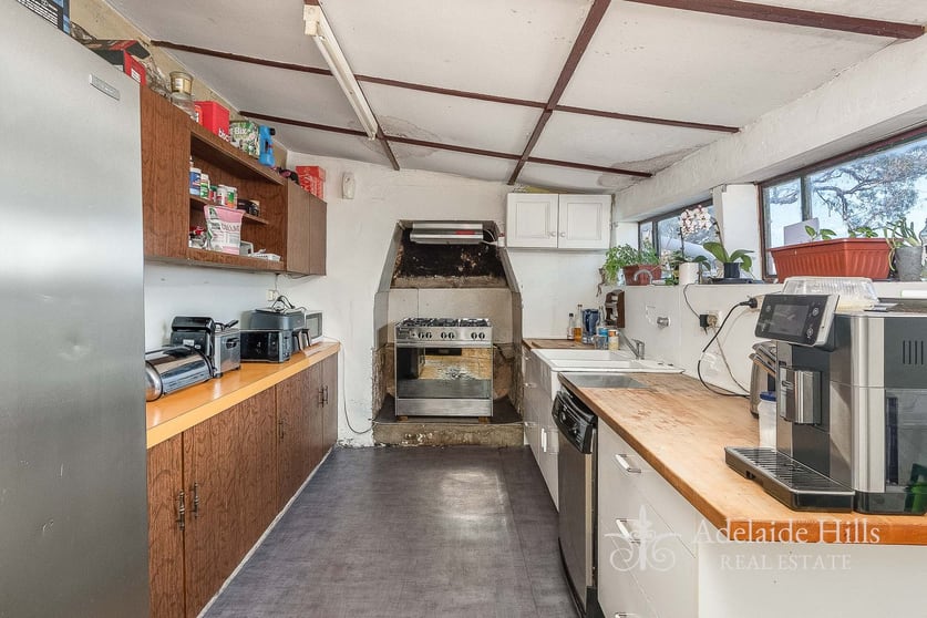 27 Lovegrove Road Bowhill SA 5238 - Image 3