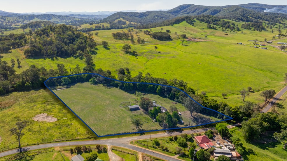 Click to view all images 5 Main Creek Road Dungog NSW 2420 - Image 1