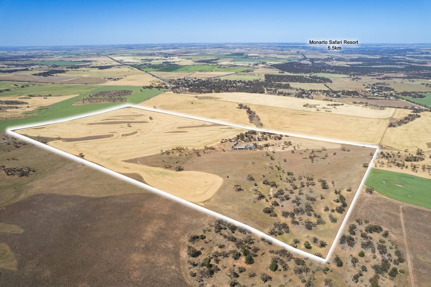 Click to view all images 71 Thiele Road Monarto SA 5254 - Image 2