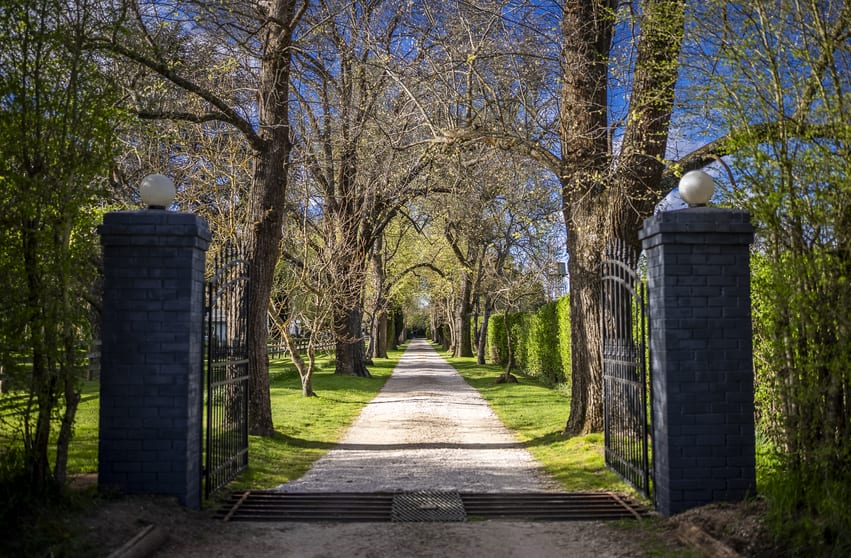 Click to view all images 109 James Road Cadello VIC 3442 - Image 2