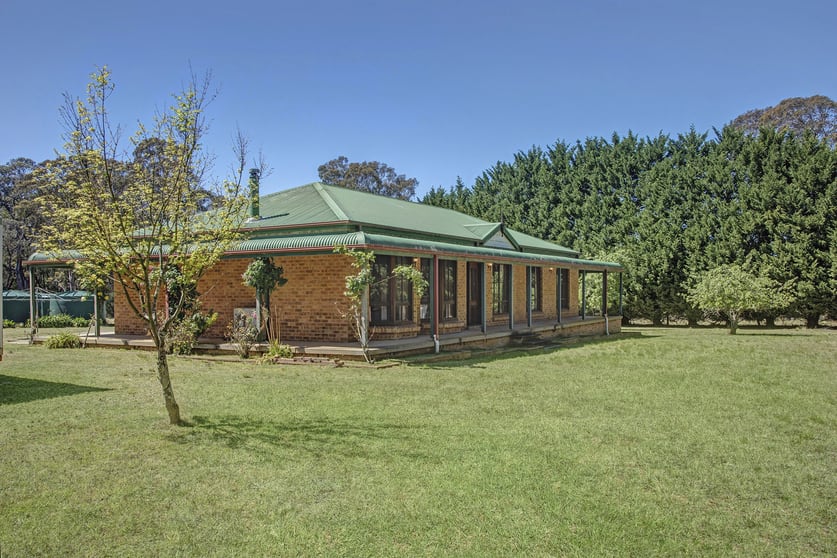 Click to view all images 1630 Tugalong Road Canyonleigh NSW 2577 - Image 1