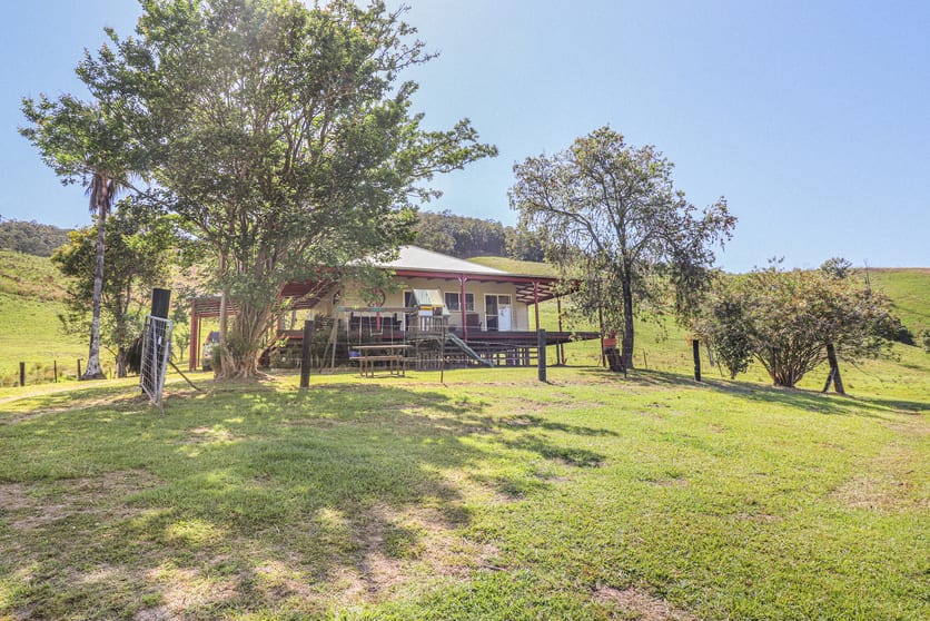 Click to view all images 3914 Taylors Arm Rd Burrapine NSW 2447 - Image 3