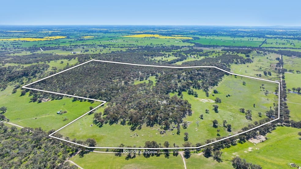 Click to view all images . Sanderson Road Springhurst VIC 3682 - Image 2
