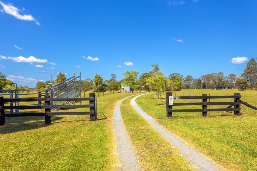 Click to view all images 3270 Wallanbah Road Dyers Crossing NSW 2429 - Image 2