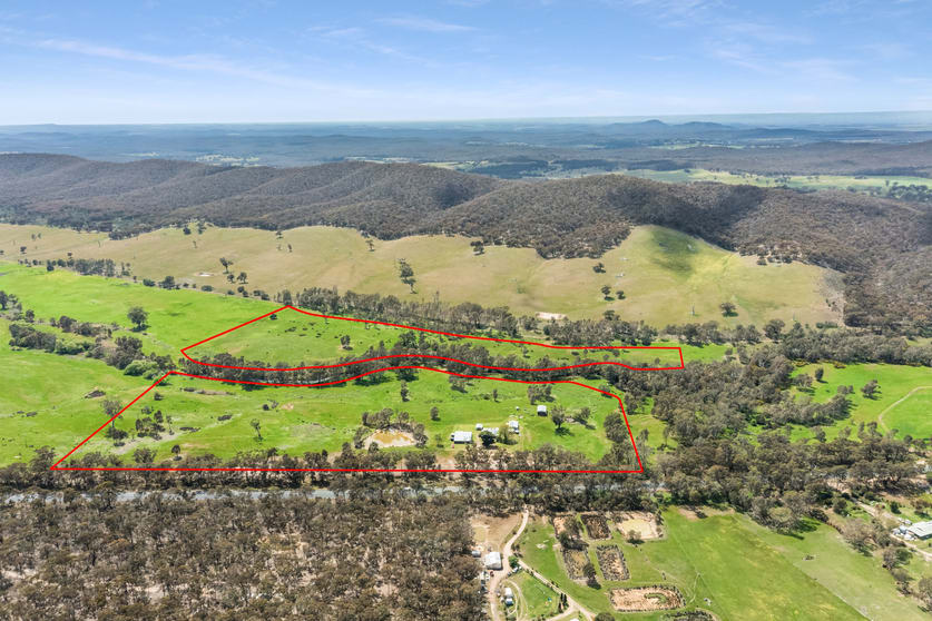 Click to view all images 5480 Northern Highway Tooborac VIC 3522 - Image 2