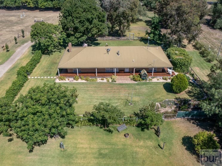 Click to view all images 142 Whittaker Lane Howlong NSW 2643 - Image 2