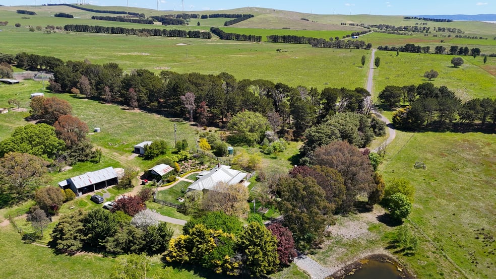 Click to view all images 1120 Taylors Creek Road Tarago NSW 2580 - Image 2
