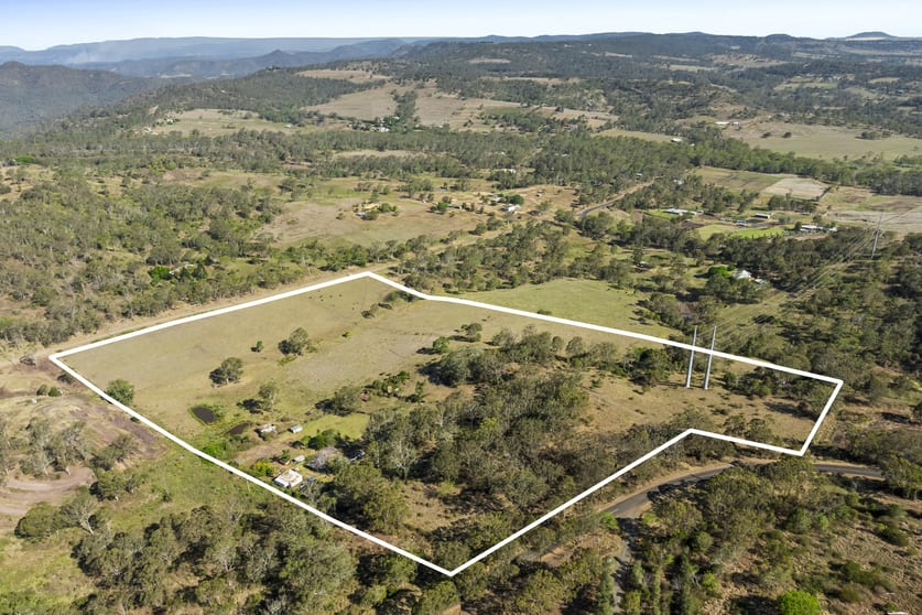 Click to view all images 394 Preston Boundary Road Preston QLD 4352 - Image 3