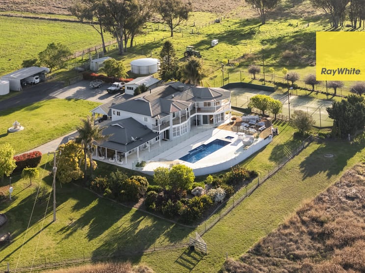 Click to view all images 570 Fernhill Road Inverell NSW 2360 - Image 3