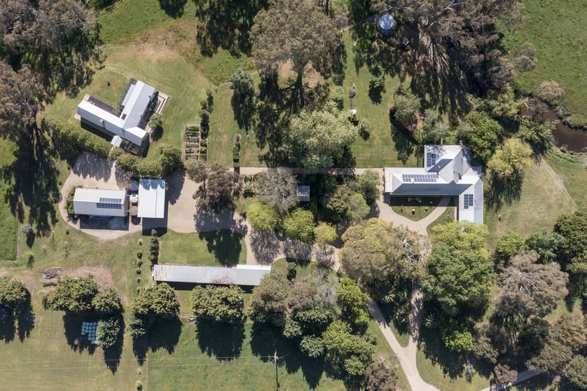 Click to view all images 1135 Mansfield Road Benalla VIC 3672 - Image 2