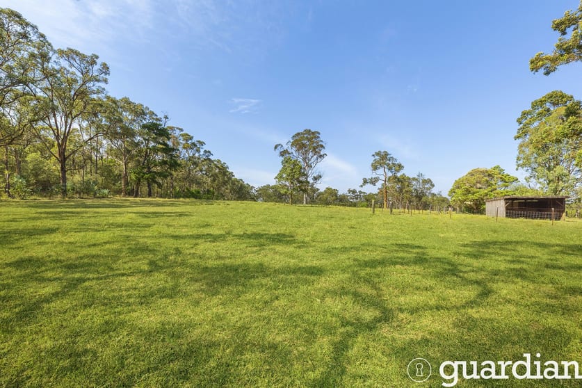 Click to view all images 476 Halcrows Road Cattai NSW 2756 - Image 2