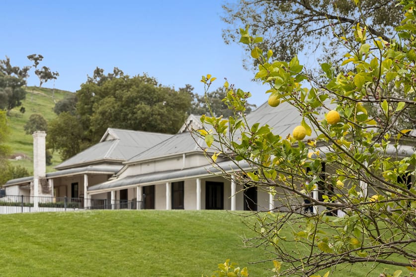 Click to view all images "Nargoon" 554 Nangus Road Gundagai NSW 2722 - Image 1