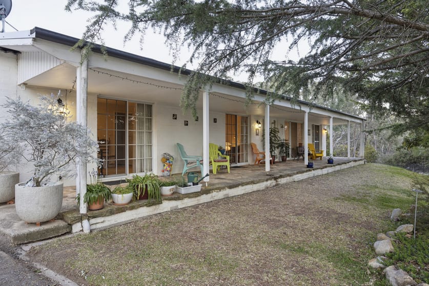 Click to view all images 41 London Bridge Road Burra NSW 2620 - Image 3