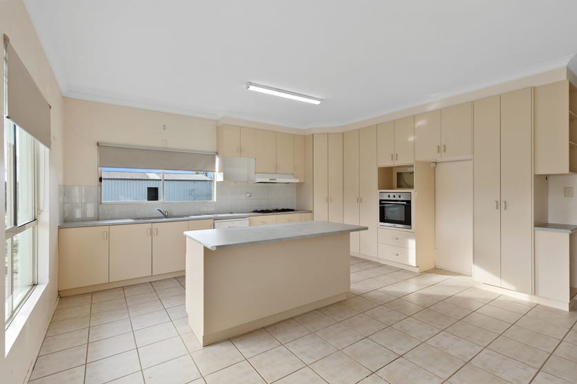 Click to view all images 687 Chapel Road Cobram East VIC 3644 - Image 3