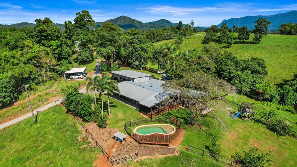 Click to view all images Lot 2/370 Hernon Road Fitzgerald Creek QLD 4860 - Image 1