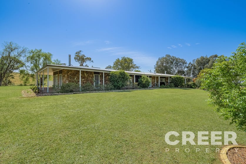 Click to view all images 243 Glendon Lane Glendon NSW 2330 - Image 2