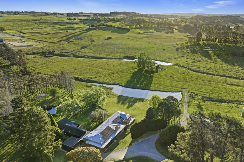 Click to view all images 61 Conflict Street Sutton Forest NSW 2577 - Image 2