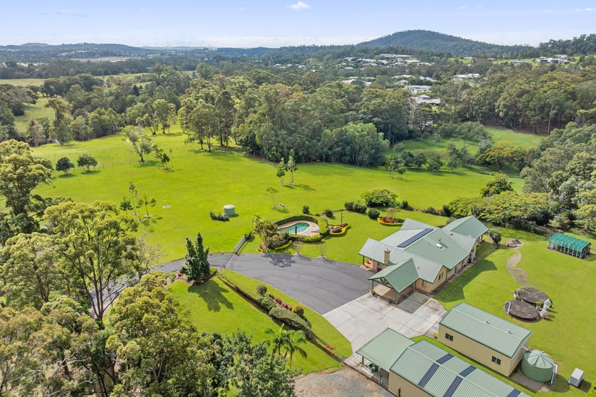 74 Bignells Road Maudsland QLD 4210 - Image 2