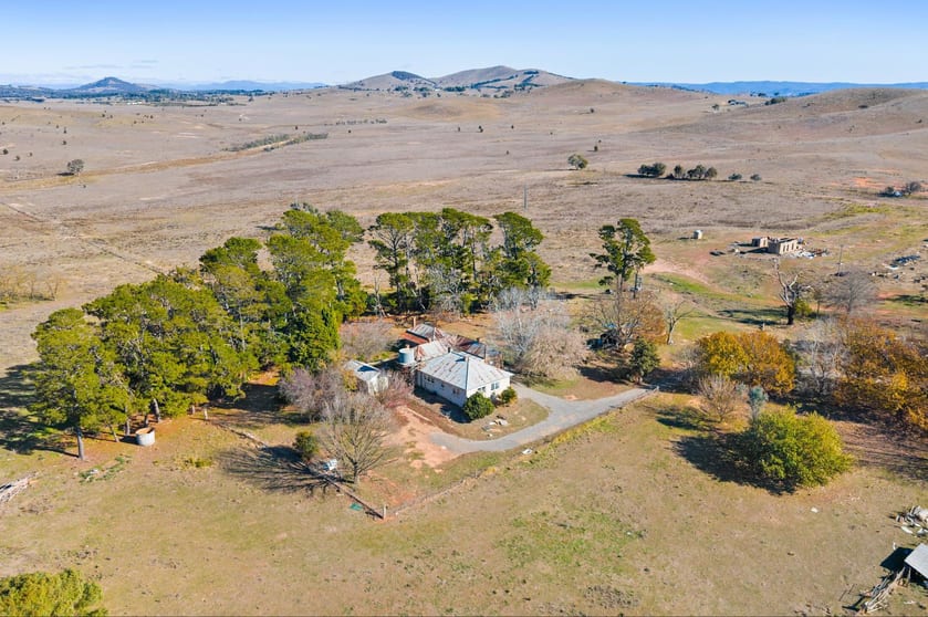 Click to view all images 230 Glencoe Road Nanima NSW 2582 - Image 3
