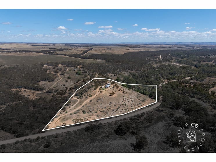 Click to view all images 2290 Black Hill Road Black Hill SA 5353 - Image 2