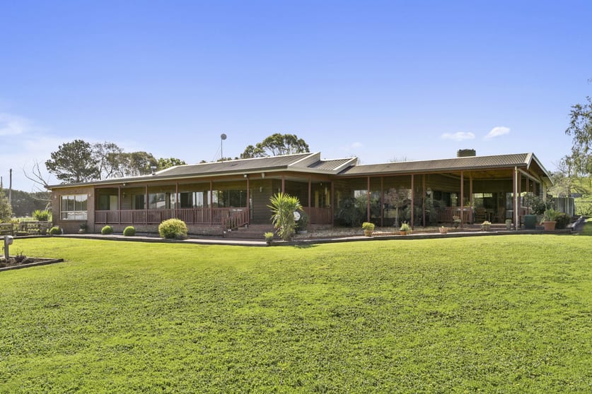 Click to view all images 318 Purrumbete Estate Road Koallah VIC 3260 - Image 2