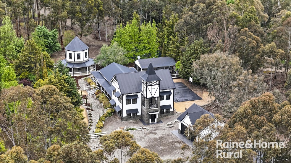 Click to view all images 1625 Torrens Valley Road Birdwood SA 5234 - Image 1