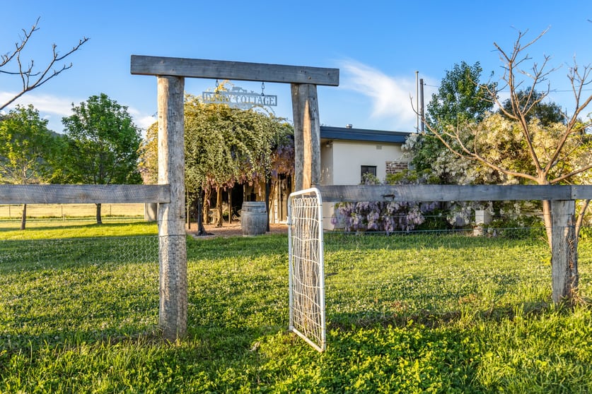 Click to view all images 229 Melrose Road Mudgee NSW 2850 - Image 2