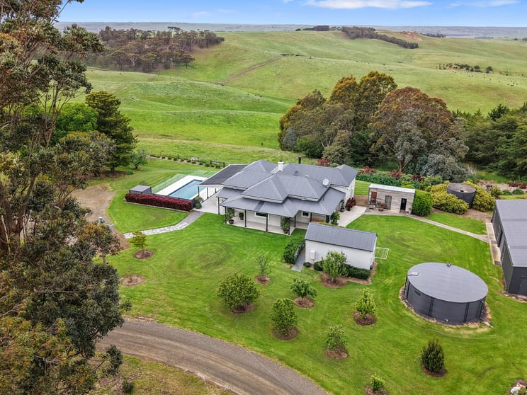 Click to view all images 64 Ford Luers Road Casterton VIC 3311 - Image 1