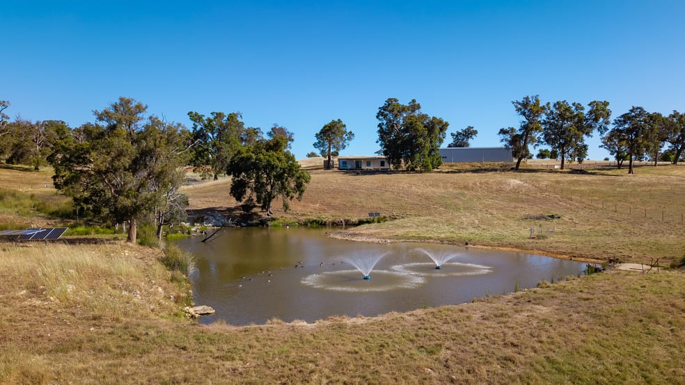 Click to view all images 194 Morrell Road Fairbridge WA 6208 - Image 3