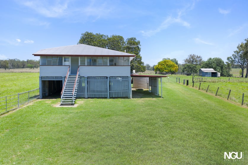 Click to view all images 384 Limestone Ridges Road Limestone Ridges QLD 4305 - Image 2