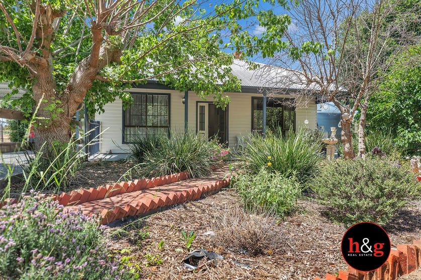 Click to view all images 155 Middle Road Stanhope VIC 3623 - Image 1