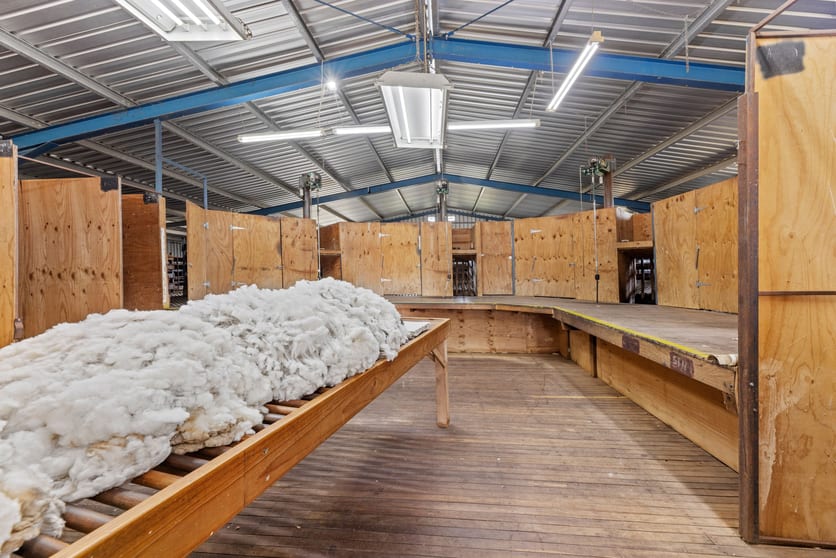 Click to view all images 193 Lucernvale Road Yass NSW 2582 - Image 3