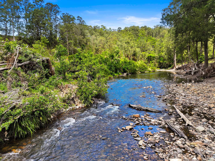 Click to view all images 273 Roelands Drive Brombin NSW 2446 - Image 1